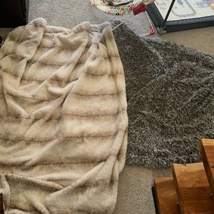Soft Faux Fur Throw Blankets